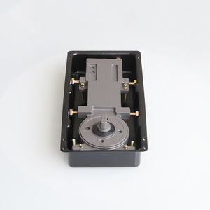 บานพับประตูกระจกนิรภัยแบบติดพื้น รุ่น Korea <span class=keywords><strong>K</strong></span>-8300 King ผลิตจากเหล็กและอุปกรณ์เหล็กกล้าทันสมัย เหมาะสำหรับโรงแรม - Product Image 3