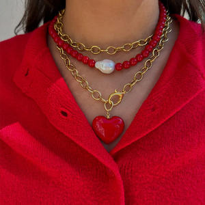 Nuova <span class=keywords><strong>Collana</strong></span> con Pendente a Cuore Smaltato Colorato Placcato Oro a Catena <span class=keywords><strong>Lunga</strong></span> per Donne - Product Image 1