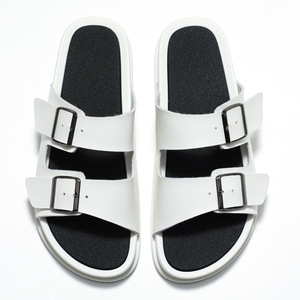 Sandales pour hommes pour l'été avec cuir givré métallique, semelle souple antidérapante, chaussures décontractées, nouvelles sandales pour hommes en cuir 2024 - Product Image 5