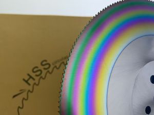 Disco de Sierra HSS Kinkelder <span class=keywords><strong>JULIA</strong></span> Karnasch Industrial OEM Circular con Recubrimiento de Ti 250-500mm - Product Image 1