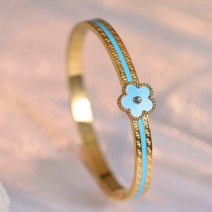 Bestseller 18K Vergoldetes Zirkon Fünfblättriges Kleeblatt Edelstahl Armreif Armband Damenschmuck - Product Image 6