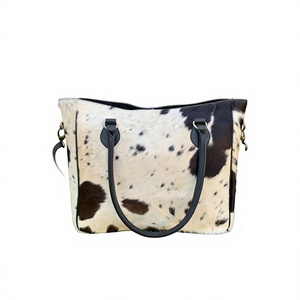 Sac fourre-tout pour femme en cuir de vachette fait main, style western avec poils, sac à bandoulière compact, personnalisable avec logo OEM – Vente chaude - Product Image 2