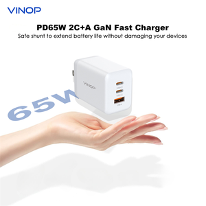 Chargeur rapide GaN Tech 65W à vente rapide avec 2 ports USB-C et 1 port USB-A, prise US, pour <span class=keywords><strong>iPhone</strong></span> et Samsung - Product Image 1