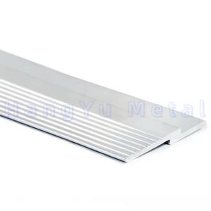 Taquets suspendus français <span class=keywords><strong>Panneaux</strong></span> muraux <span class=keywords><strong>en</strong></span> métal <span class=keywords><strong>en</strong></span> aluminium pour montage suspendu pour accessoires de mur rideau - Product Image 1