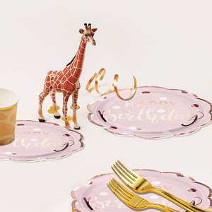 Placa desechable de 9 pulgadas aprobada por la FDA, pizarra blanca de 350gsm con papel de aluminio rosa de feliz cumpleaños y bordes festoneados, suministros para fiestas - Product Image 5