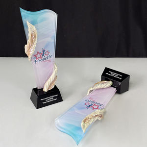 Trofeo <span class=keywords><strong>de</strong></span> Cristal Óptico con Pluma <span class=keywords><strong>de</strong></span> Resina <span class=keywords><strong>Rosa</strong></span> e Impresión a Todo Color MH-MJ0760 - Product Image 5