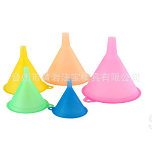 Entonnoir en plastique miniature pour la cuisine, le versement d'huile et de vin, usage domestique, multicolore, moulé - Product Image 1