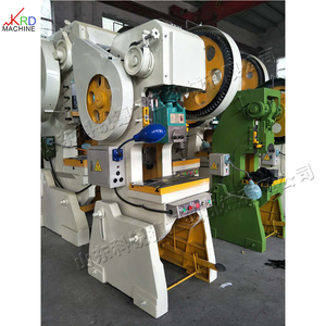Prensa Punzonadora Mecánica de Metal de 25T con Inclinación Abierta - Product Image 3