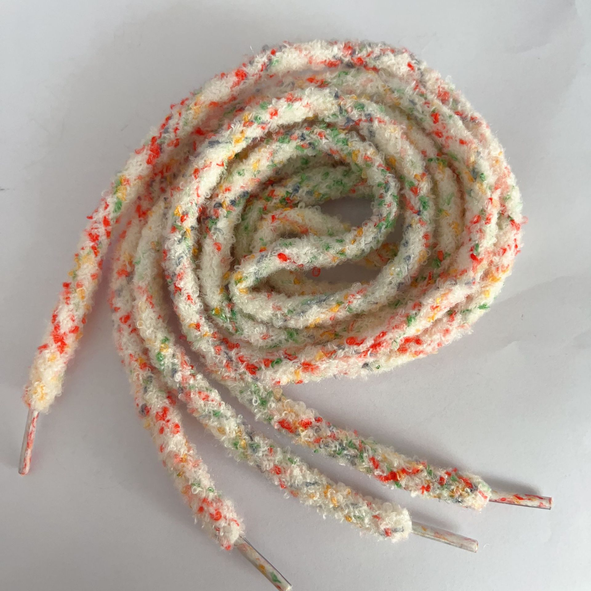 Mixed color plush shoelaces 8