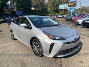 รถยนต์มือสองปี 2020 สำหรับ Prius LE 4 ประตู แฮทช์แบ็ก เกียร์อัตโนมัติ พวงมาลัยซ้าย เบาะหนัง ยาง R18 ขับเคลื่อนล้อหลัง พร้อมระบบควบคุมความเร็วอัตโนมัติ - Product Image 6