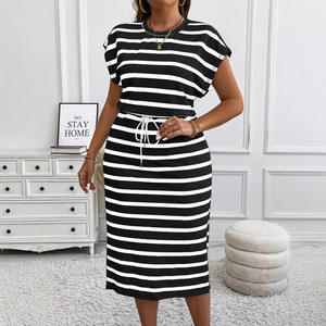 <span class=keywords><strong>Abbigliamento</strong></span> Femminile Europeo e Americano per AliExpress, Vestito a Righe con Maniche Regolari in Taglie Grandi - Product Image 5