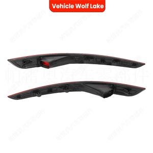 Réflecteur de pare-chocs arrière pour Skoda Scala 2019-2024, forme meniscus, 657 945 702A 657 945 701A - Product Image 2