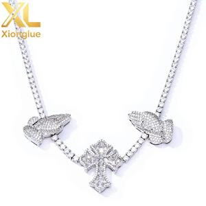 Collier unisexe rétro personnalisé en alliage laiton/cuivre, avec pendentif croix main de prière 3,5 mm et micro-incrustation de zircon, chaîne à maillons, style hip-hop - Product Image 6