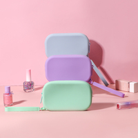 Pochette à lèvres ovale personnalisée avec logo, porte-monnaie en silicone, étui de rangement pour écouteurs avec lanières, pour femmes, usage quotidien urbain toutes saisons