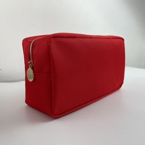 Bolsa pequeña de cosméticos para viaje, toallero de nailon resistente al agua, bordado, logo, disponible en tallas S, M, <span class=keywords><strong>L</strong></span> y XL, Color Rojo - Product Image 5