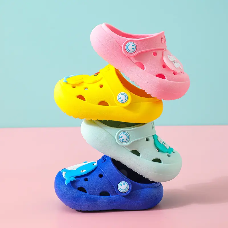 2023 Unisex Cute Sandals Kids Slides Soft Bath Beach Water Shoes sandales enfants fille Cartoon Children Slippers