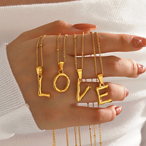 2025 Lớn 18K Mạ Vàng Thời Trang Tốt Nhất Thép Không Gỉ Vàng Ban Đầu Một Thư Mặt Dây Chuyền Vòng Cổ Cho Phụ Nữ Với Một Thư Mặt Dây Chuyền - Product Image 4