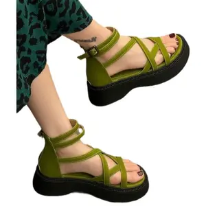 Модные женские сандалии на толстой подошве, новые 2024 сандалии с тонким ремешком, однотонные повседневные пляжные женские туфли, оптовая продажа