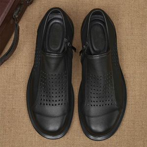 Chaussures en cuir pour hommes, semelles souples, antidérapantes, durables, respirantes, confortables, simples, légères, bottes de luxe à lacets - Product Image 1