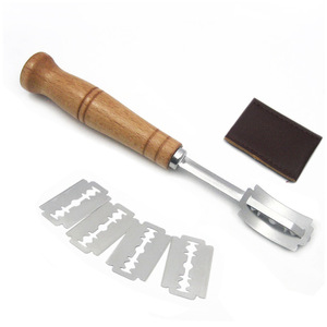 Ensemble <span class=keywords><strong>de</strong></span> paniers à pain <span class=keywords><strong>en</strong></span> rotin naturel avec racloir à pâte double face et tapis <span class=keywords><strong>de</strong></span> levage - Product Image 3