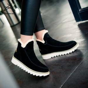 Bottes de neige en peluche de couleur unie pour femme, <span class=keywords><strong>chaussures</strong></span> de haute qualité, en fourrure chaude, nouvelle collection - Product Image 4