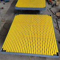 Tapis antidérapant pour plateforme de forage, OEM ODM, approvisionnement en gros, résistant à l'eau salée pour applications marines et pétrolières, en polyuréthane avec clous en acier