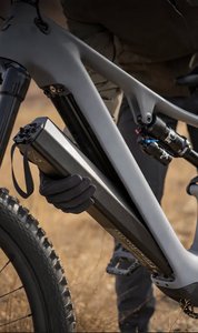Bicicleta Eléctrica Amflow PR Pro 2027 12S SRAM UDH Avinox M2S M2 con Motor Central, Batería Extraíble, Versión Carbon Mullet <span class=keywords><strong>MTB</strong></span> - Product Image 3