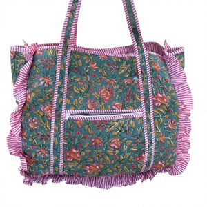 Grand sac fourre-tout Boho Floral avec volants mignon esthétique réutilisable fermeture ouverte sac à bandoulière femmes plage et voyage sac cadeau - Product Image 1