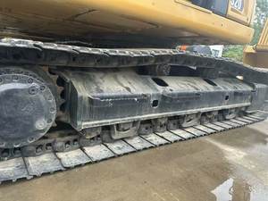 รถขุดตีนตะขาบ 320GC มือสองคุณภาพสูง ความจุบุ้งกี๋ 1.2 เมตร น้ำหนักใช้งาน 22 ตัน เครื่องยนต์ ปั๊ม ขายดี - Product Image 3