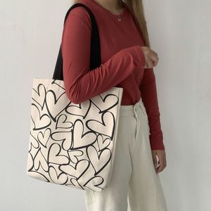 Sac fourre-tout en toile minimaliste à imprimé cœurs, motif cœurs en ligne noire, sac à bandoulière décontracté pour le shopping et l'usage quotidien - Product Image 6