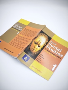 หนังสือเรียนแอฟริกาเรียนรู้พื้นฐานสังคมศึกษาสำหรับโรงเรียนมัธยมต้น - Product Image 4