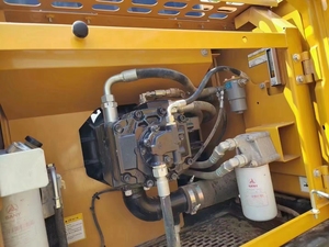 Excavadora Hidráulica SANY SY205C Usada con Pocas Horas de Uso, 21 Toneladas, con Certificación CE, Accesorio de Perforación y Martillo Rompedor - Product Image 5