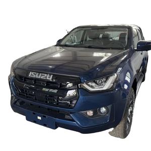 Camion de remorquage à plateau plat diesel ISUZU 700P d'occasion - Équipé d'<span class=keywords><strong>équipements</strong></span> de sauvetage de dépanneuse, excellent état - Product Image 1