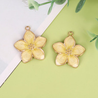 Accessoires DIY style Ins : Pendentif, Fleur nacrée classique à cinq pétales, Boucles d'oreilles, Porte-clés, Bracelet