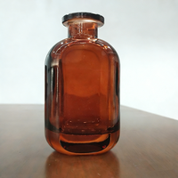 Bouteilles diffuseuses carrées en verre givré transparent de luxe 150 ml avec impression sur écran et logo personnalisé pour la fragrance d'intérieur et l'aromathérapie