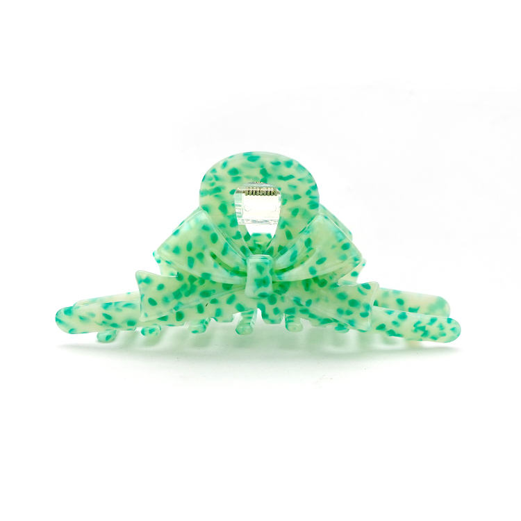 สีเขียว