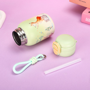 Borraccia Termica per Bambini da 500ml con Design Personalizzato di Lusso a Tema Cartone Animato con Coperchio e Cannuccia - Product Image 4