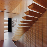 Escalier droit avec garde-corps en verre trempé, capacité de charge stable, escalier droit résidentiel intérieur