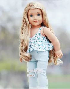 美しい女の子の人形のアクセサリー人形のための合成繊維の髪