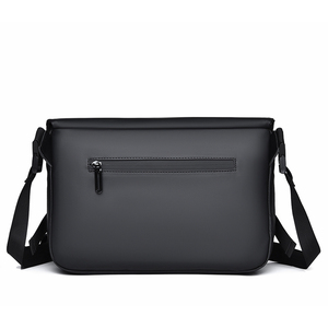 Sac à dos résistant à l'eau avec logo personnalisé, sac bandoulière, sac de poitrine, sac de voyage pour hommes - Product Image 4