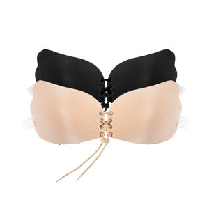 Soutien-gorge adhésif sans bretelles auto-adhésif réglable avec chaîne de tirage Pétales de poitrine invisibles pour robe de mariée de la mariée - Product Image 2
