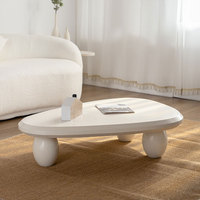 Table basse contemporaine extensible en bois blanc, style minimaliste moderne et luxueux, pour salon et événements, design de créateur