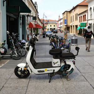 Vélo électrique urbain tout-terrain de haute qualité avec cadre en acier, <span class=keywords><strong>moteur</strong></span> arrière sans balais de 500 W, vitesse maximale de 30 à 50 km/h, freins à tambour avant et arrière - Product Image 2