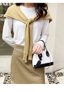 Borsa a <span class=keywords><strong>Tracolla</strong></span> Portatile da <span class=keywords><strong>Donna</strong></span> in PU con Logo Personalizzato, Borse a Spalla con Catena e Etichetta Privata - Product Image 4