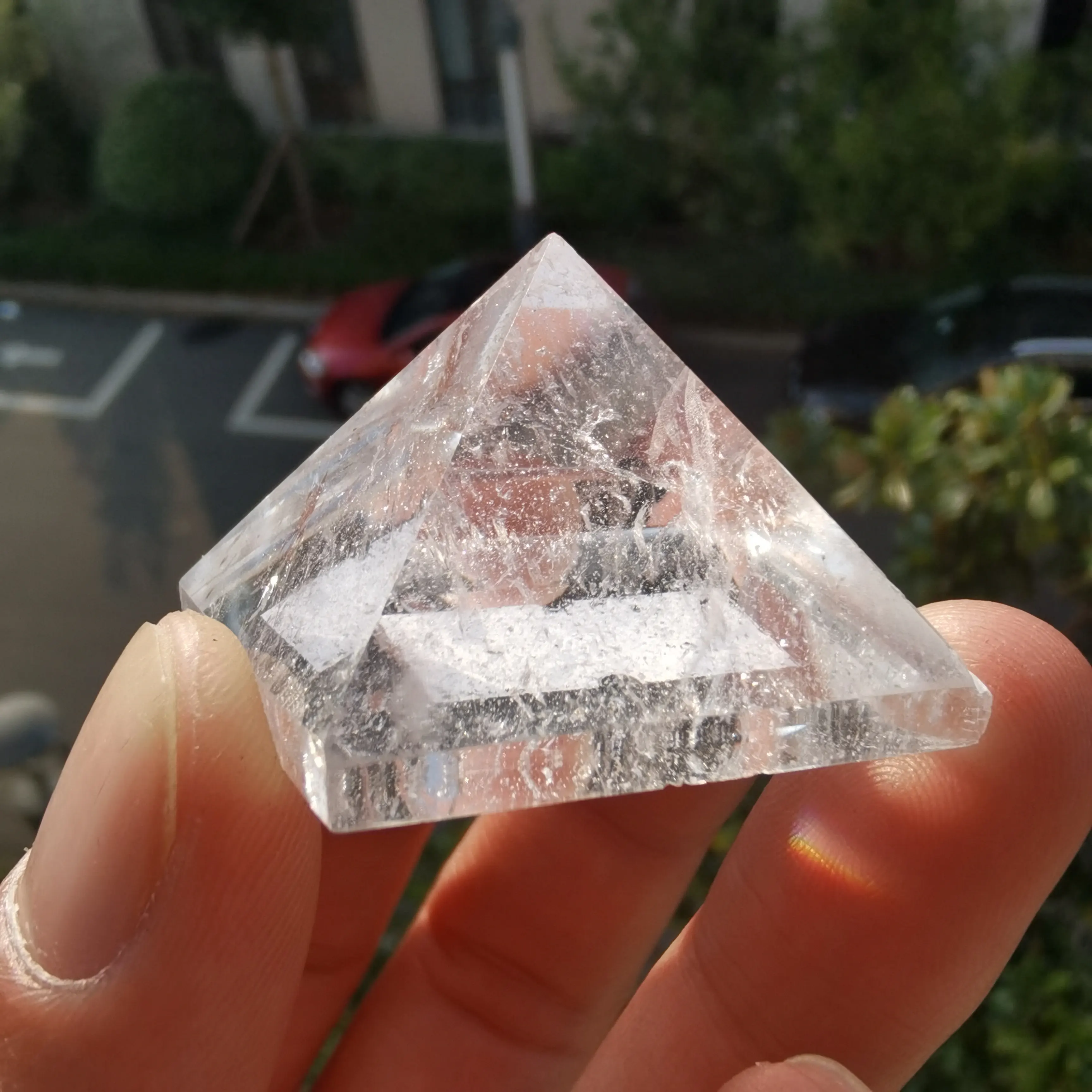 40 mm Natural Crystal Stone Clear Quartz Crystal Pyramid For Healing