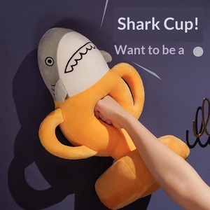 Boneka Sapi Patung Pasir Beludru Kreatif, Mainan Boneka Plush Isi Kapas PP, Bantal Piala Bir untuk Pria Wanita, Hadiah Lucu - Product Image 3