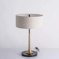 Abat-jour rond décoratif en tissu moderne pour la maison Lampe de table avec base E14 220V pour salles de lecture Décoration de hall Dimension d'emballage personnalisée