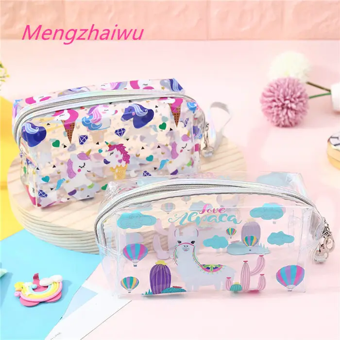 Japan Goedkope Groothandel Dagelijks Gebruik Producten Cartoon Afdrukken Transparante Plastic Reistassen Cosmetische Pvc Schattige Grote Make-Up Tas