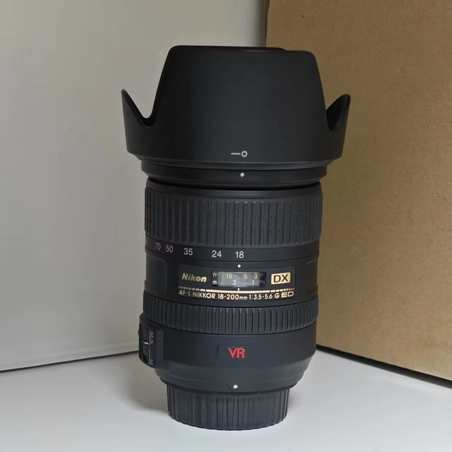 Used for AF-S DX 18-200mm F/3.5-5.6G ED VR Zoom Lens with Silent Wave Motor Autofocus and 72mm Filter Thread