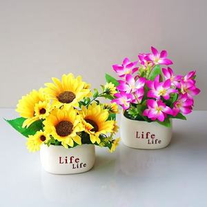 Hecho a mano Simple plástico biónico planta verde maceta <span class=keywords><strong>de</strong></span> <span class=keywords><strong>flores</strong></span> artificiales para sala <span class=keywords><strong>de</strong></span> estar muebles decoración <span class=keywords><strong>balcón</strong></span> ornamento al por mayor - Product Image 1